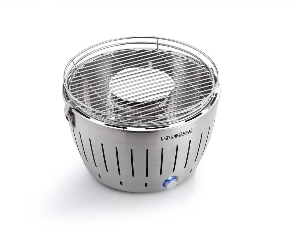 Bovenaanzicht van de LotusGrill Classic, compacte rookvrije tafelbarbecue met centraal houtskoolreservoir en efficiënt ventilatiesysteem