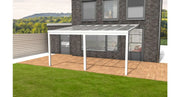 Aluminium veranda 500x350 in zuiver wit (RAL 9010) met glasdak en glazen schuifwanden – YARD Outdoor