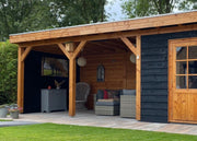 Douglas Houten Overkapping 650x300 met Berging en Glazen Schuifwanden – YARD Outdoor