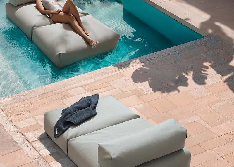 Drijvende Zwembad Bank – Waterdichte Sofa van BADESOFA