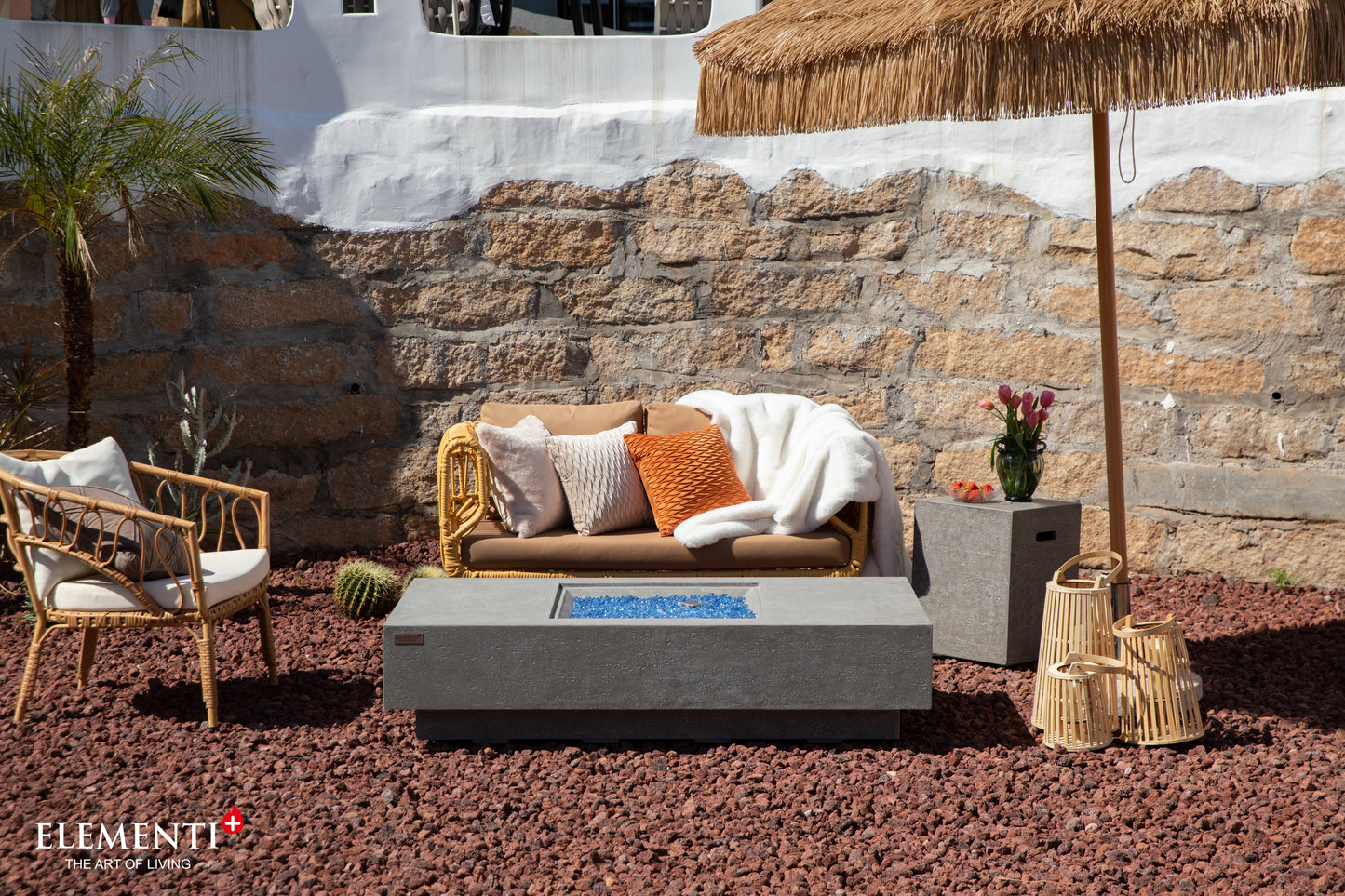 Elementi Monte Carlo Light Grey – in buitenopstelling
