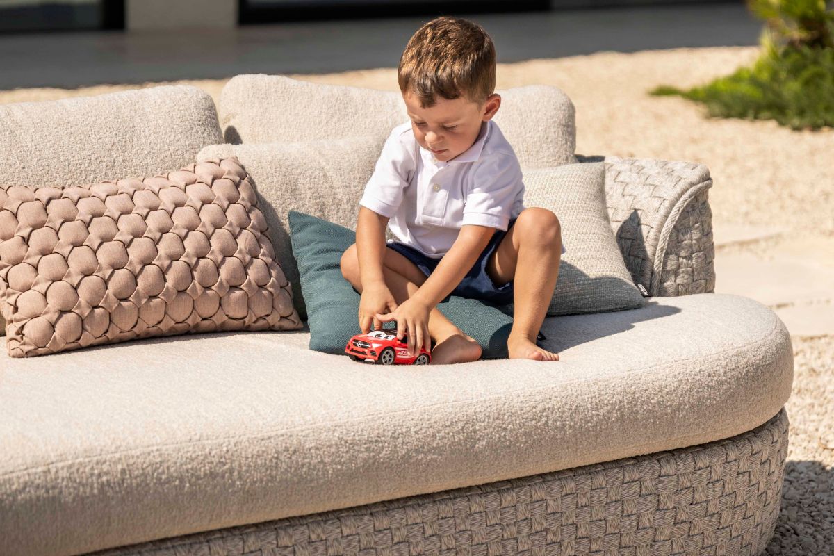 Close-up van de hoogwaardige stoffen van de organische modulaire bank Tondo van Jardinico.