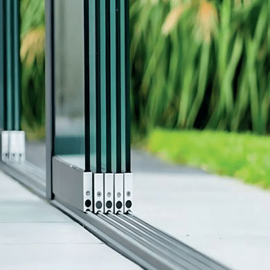 Glazen schuifwanden voor veranda's en overkappingen - maatwerk schuifdeuren van Chique Buiten Leven