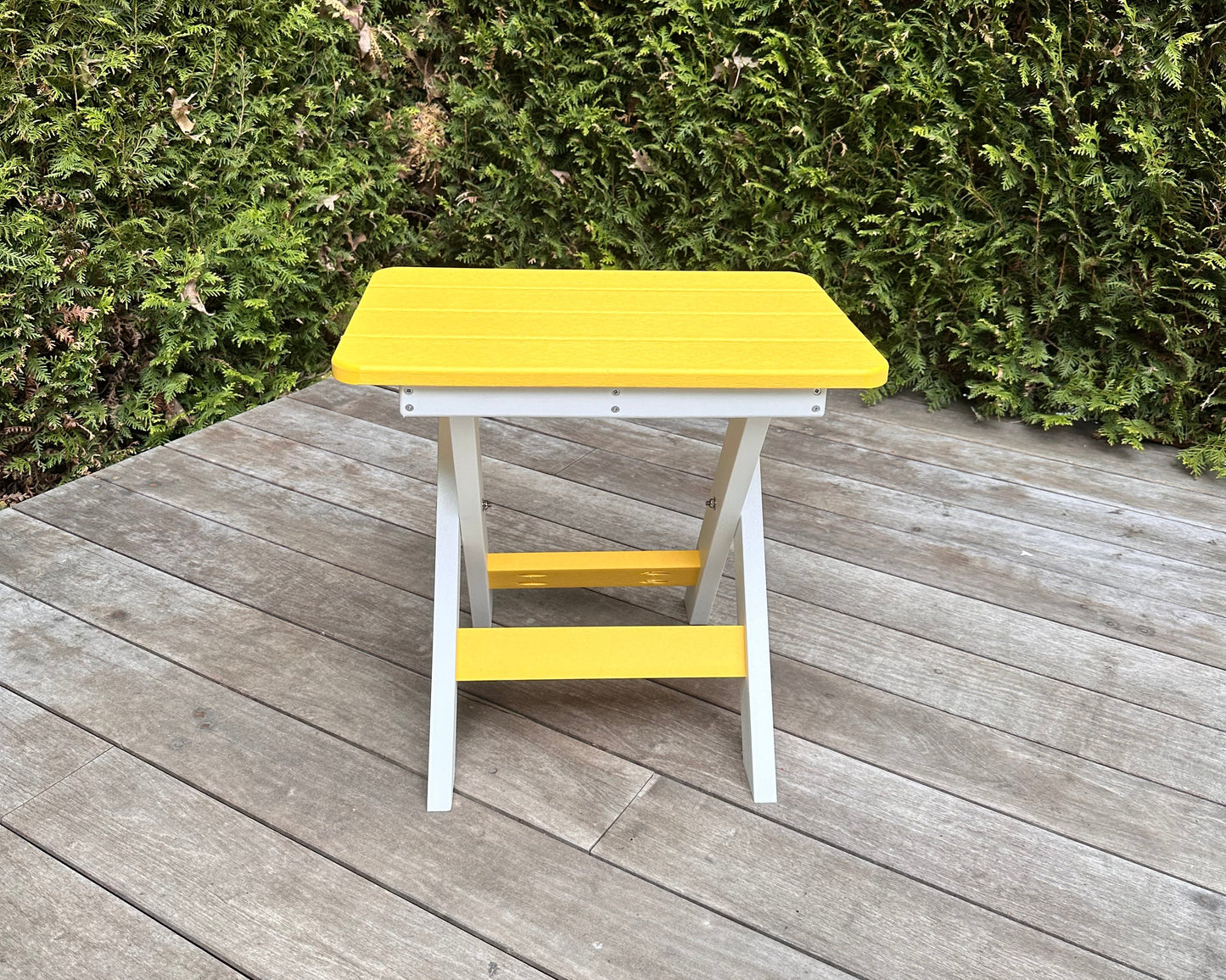 Inklapbare Buitentafel van Berlin Gardens – Kleurvol, Compact & Weerbestendig