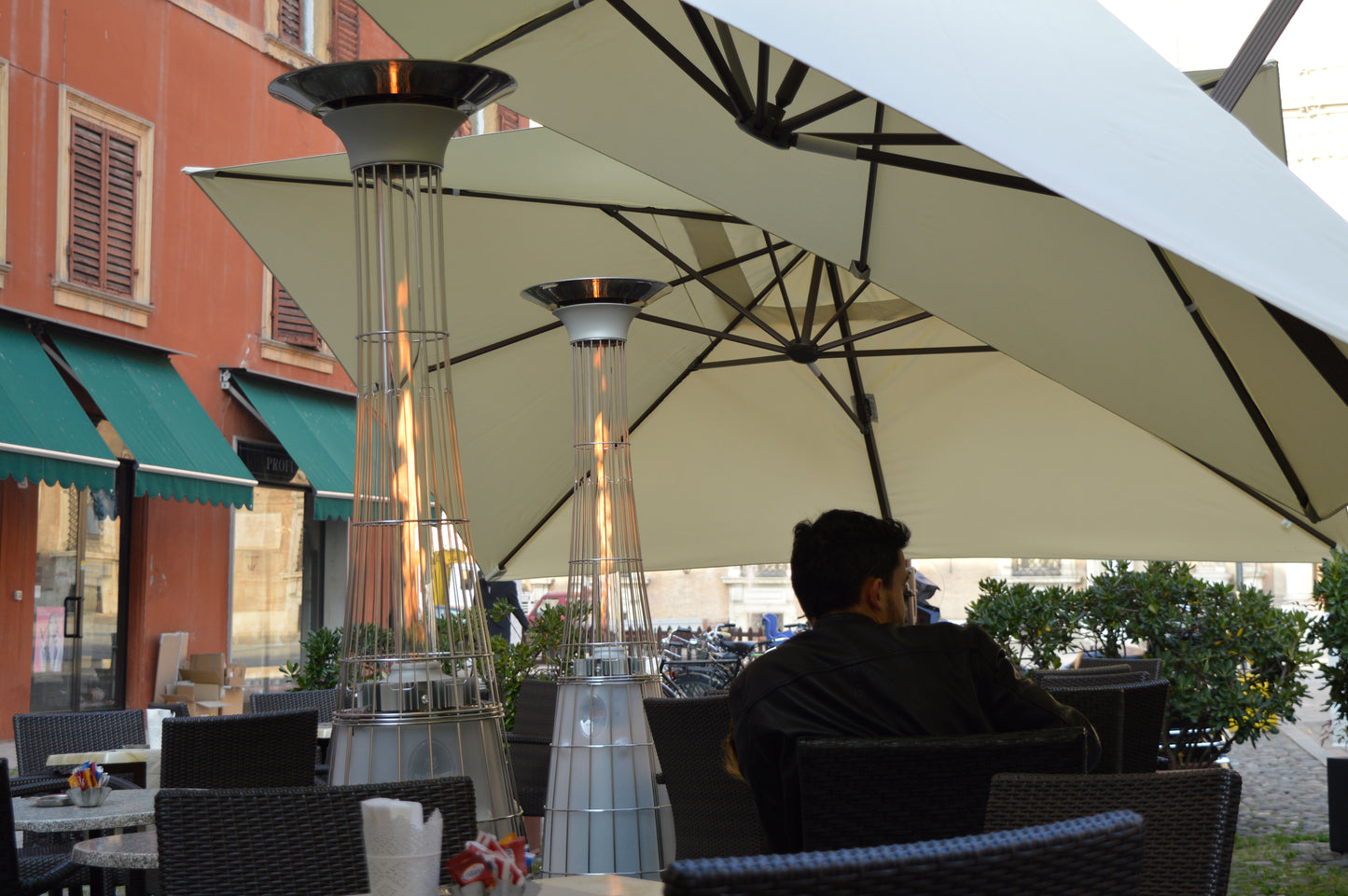 Luxe Terrasverwarmer Dolce Vita EP – Buitenhaard met LED | Italkero