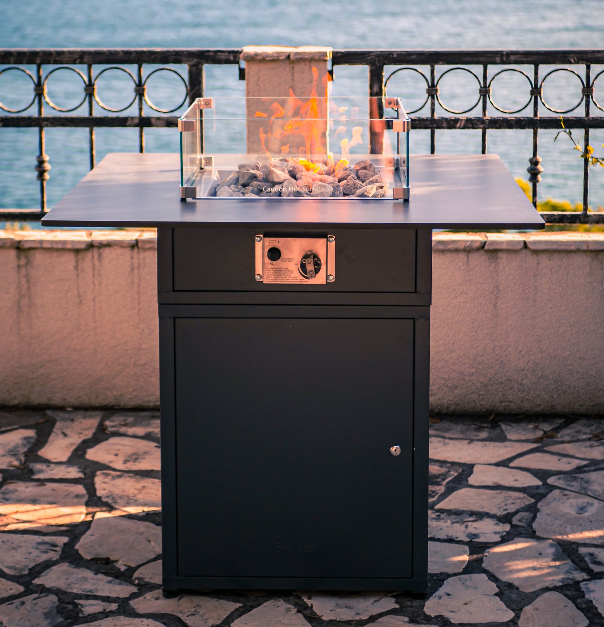 Pro Ject T2 Super Phono Draaitafel Met Draaiplateau Van Glas En Ingebouwde Phono Versterker Pro Ject T2 Super Phono Draaitafel Met Draaiplateau Van Glas En Ingebouwde Phono Versterker