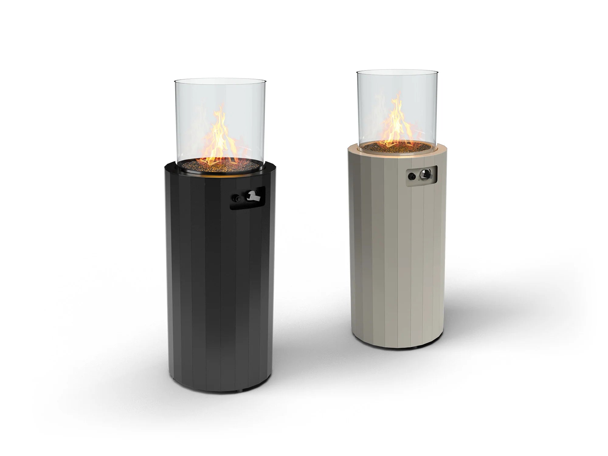 Stel geniet samen buiten bij de Planika Bino terrasverwarmer
