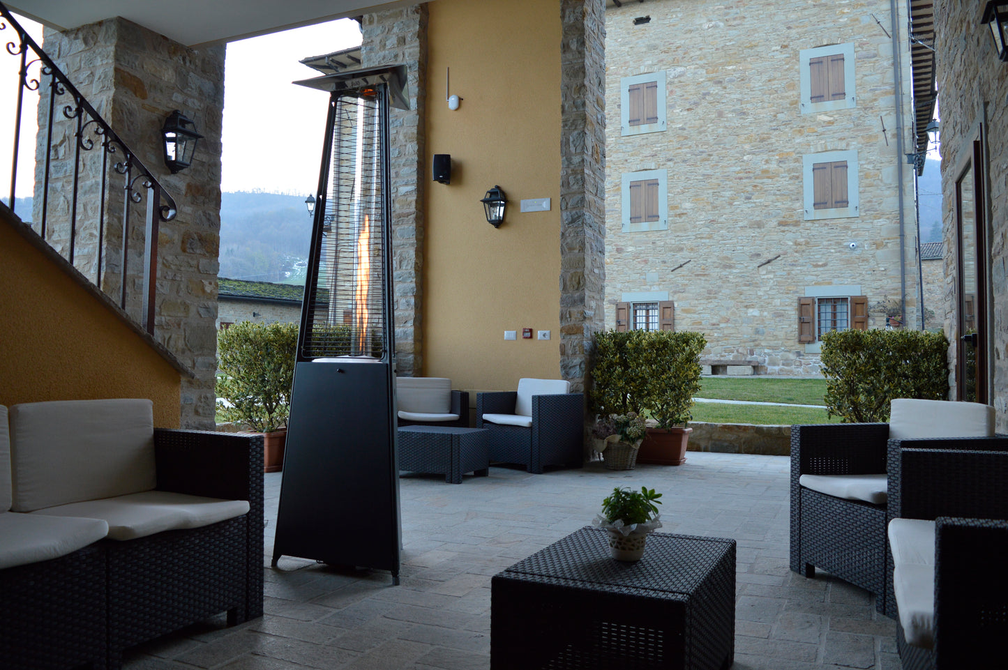 Terrasverwarmer op gas – Falò EVO met sfeerhaard-effect | Italkero