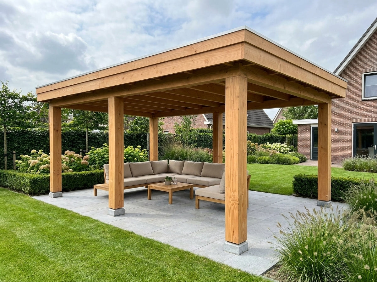 Douglas Houten Overkapping met Witte Wanden | Sublime YARD Outdoor | 800 x 400