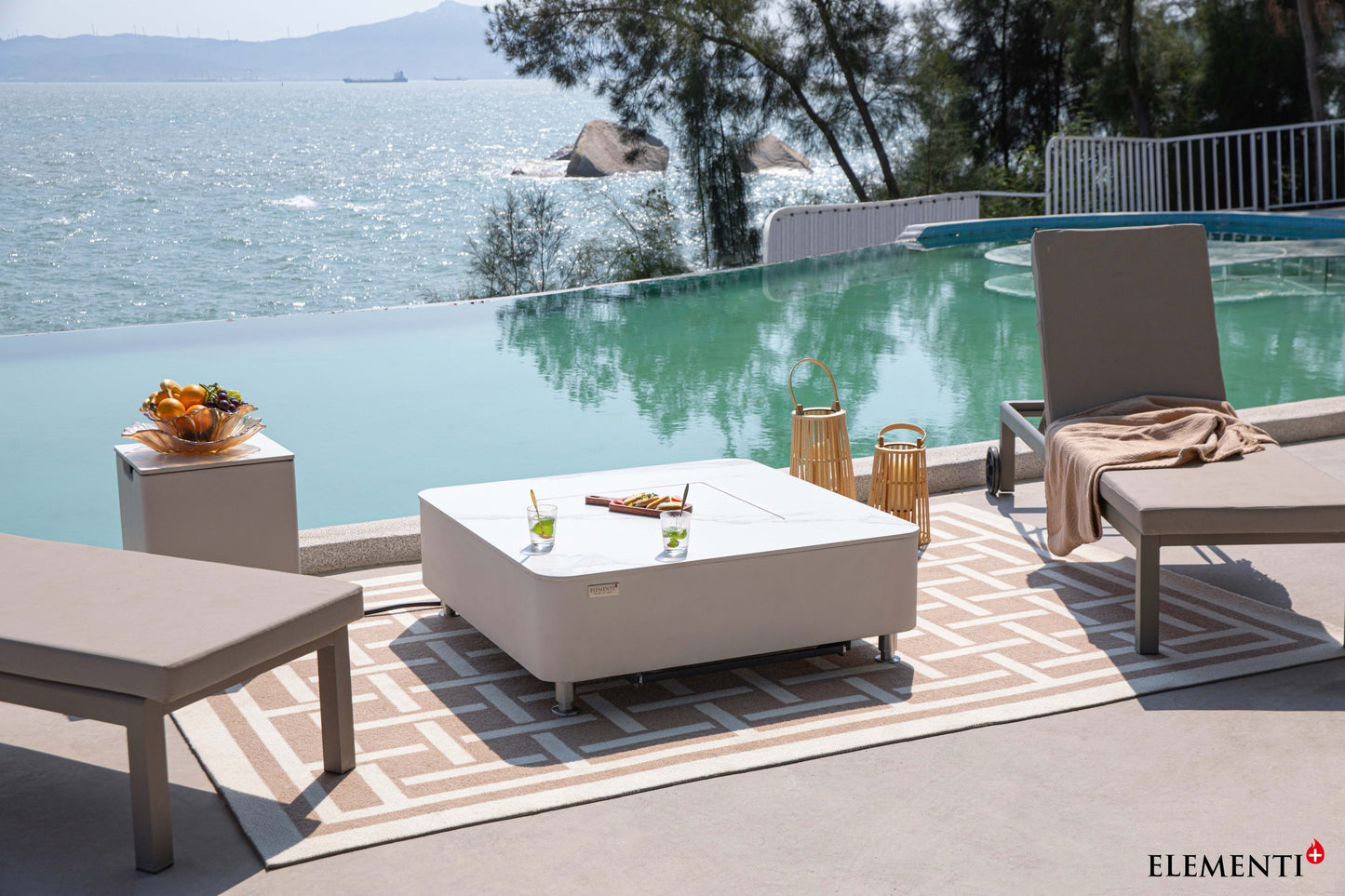 Elementi Annecy Bianco White – brede buitenopstelling