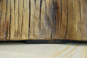 Detail van de bruine boomstamlook van de Elementi Manchester vuurtafel