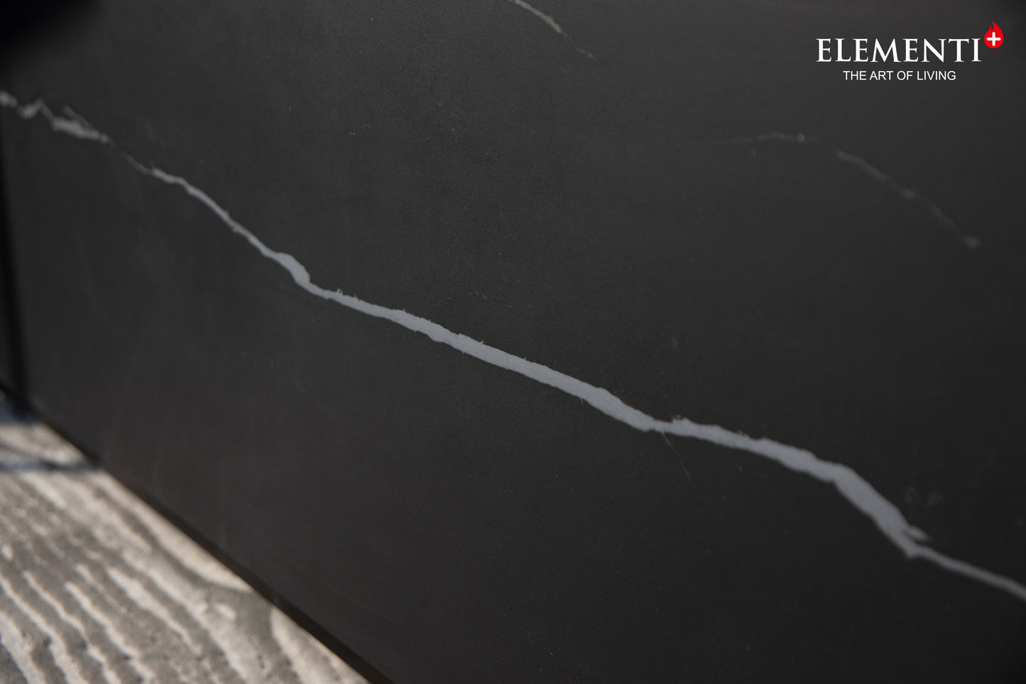 Elementi Varna Bulgaria Black – marmerlook porselein detail