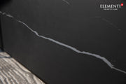 Elementi Varna Bulgaria Black – marmerlook porselein detail
