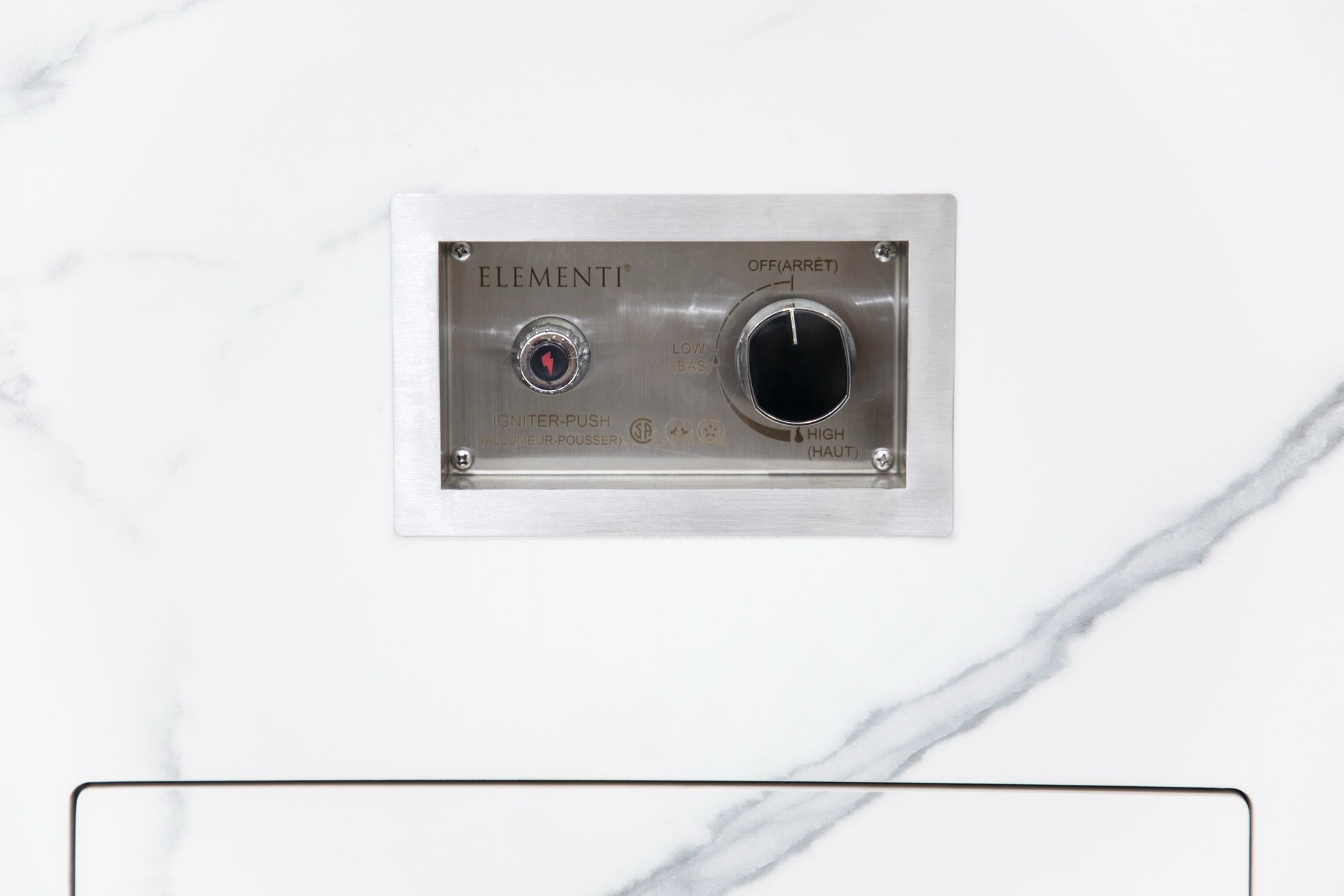 Elementi Yukon Bianco White – bedieningspaneel detail