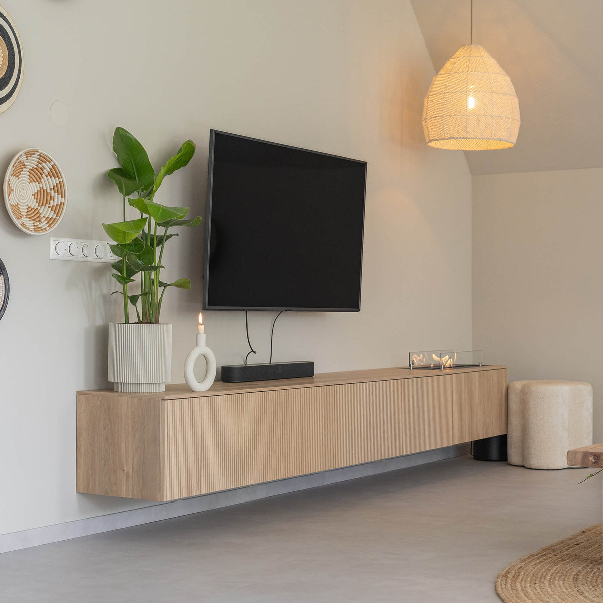 Jörne Full TV-Möbel mit Bioethanol-Kamin