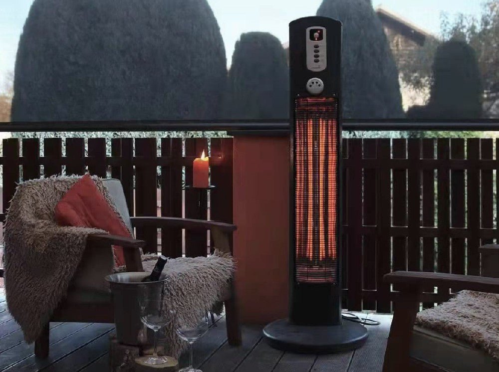 Helios infrarood terrasheater op een modern terras – stijlvolle vrijstaande heater van Chique Buiten Leven