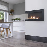 Kratki DELTA 900 bio-ethanol hoekhaard rechts in een interieur
