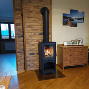 Stimmungsbild des Kratki KOZA K5 S W mit schwarzer Thermotec-Auskleidung
