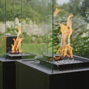 Kratki PATIO Staal terrasverwarmer op gas op een terras, sfeerbeeld