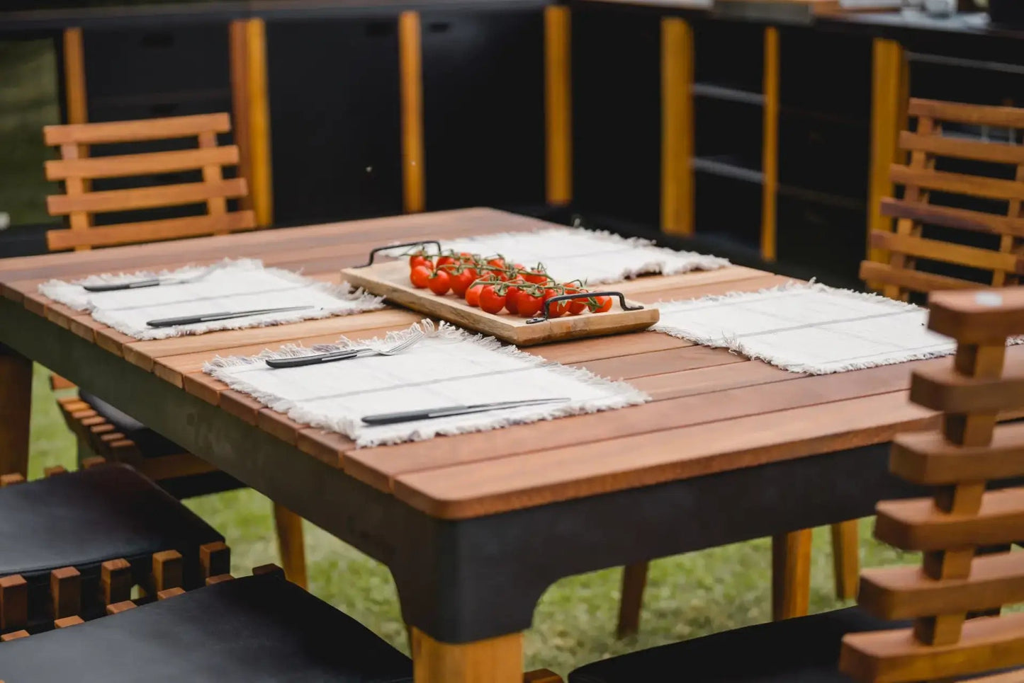 MASURIA NEXO Tafel 160x90 – Houten Eettafel voor Buiten - Chique Buiten Leven - Masuria - Tuintafel