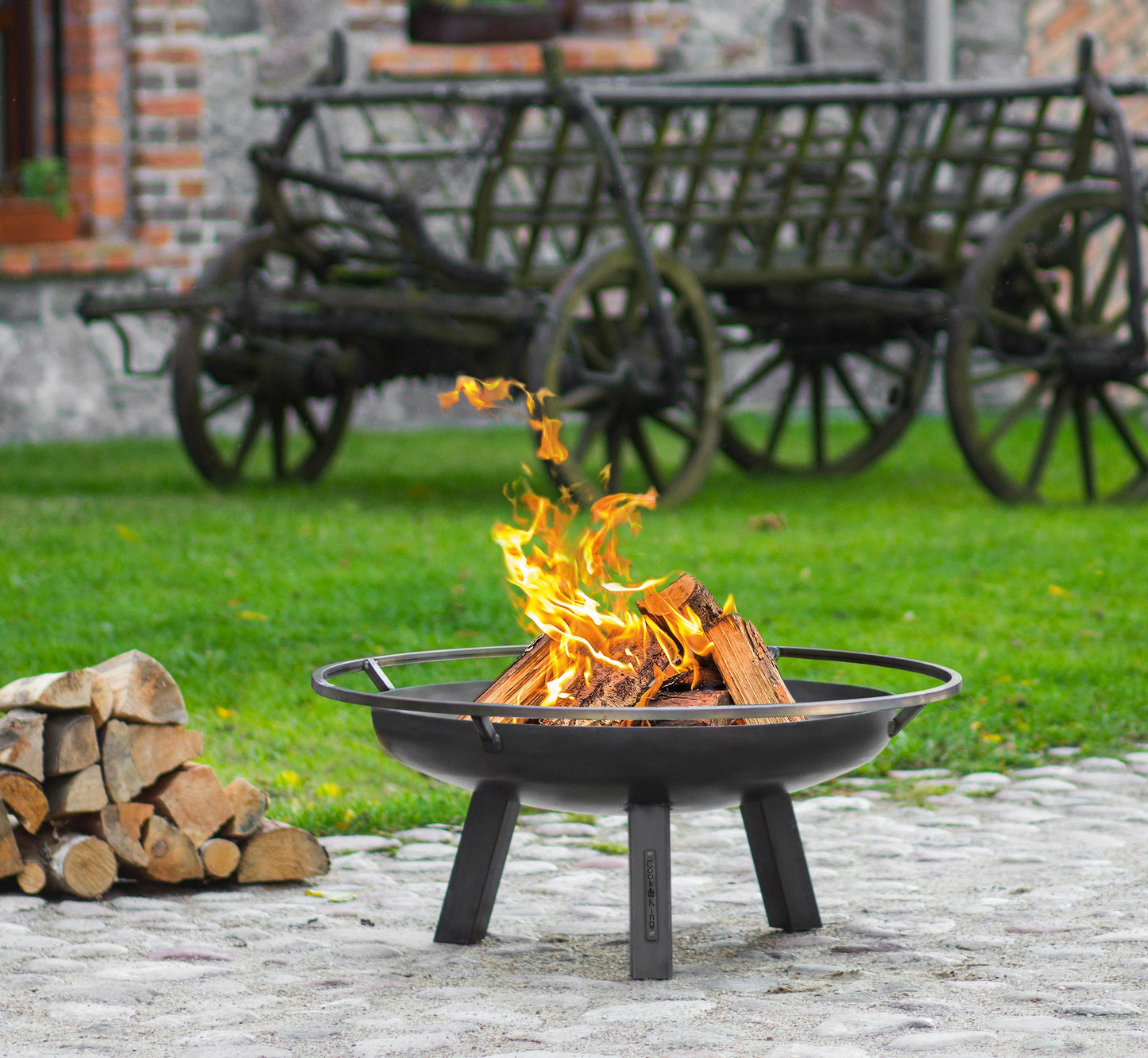 CookKing Vuurschaal BBQ Porto - 60 t/m 100 cm | Handgemaakt Staal - CookKing Tripod Grill + Fire Bowl “PORTO”