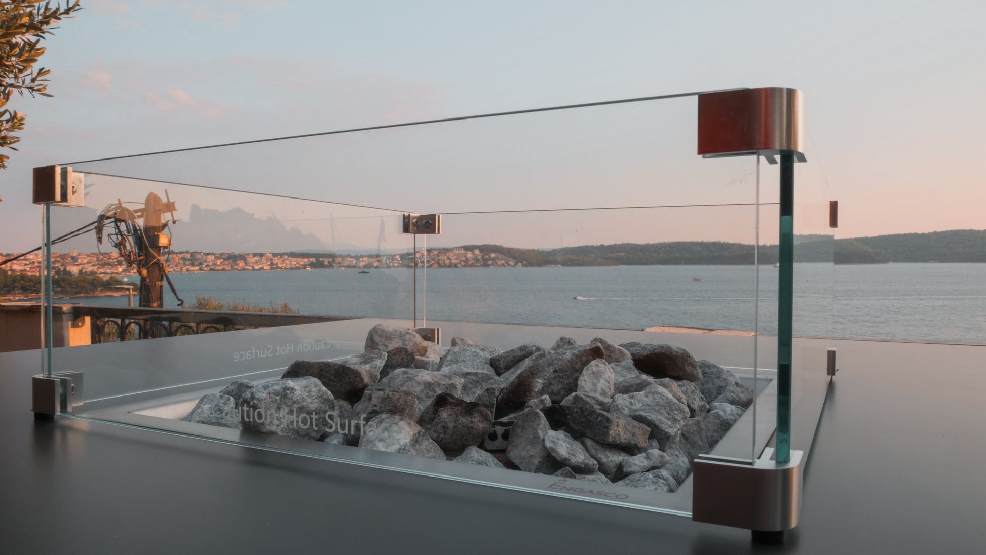 Vuurtafel voor Buiten – Gashaard Tafel - Slava Hoog - Chique Buiten Leven - Engasco - Vuurtafel