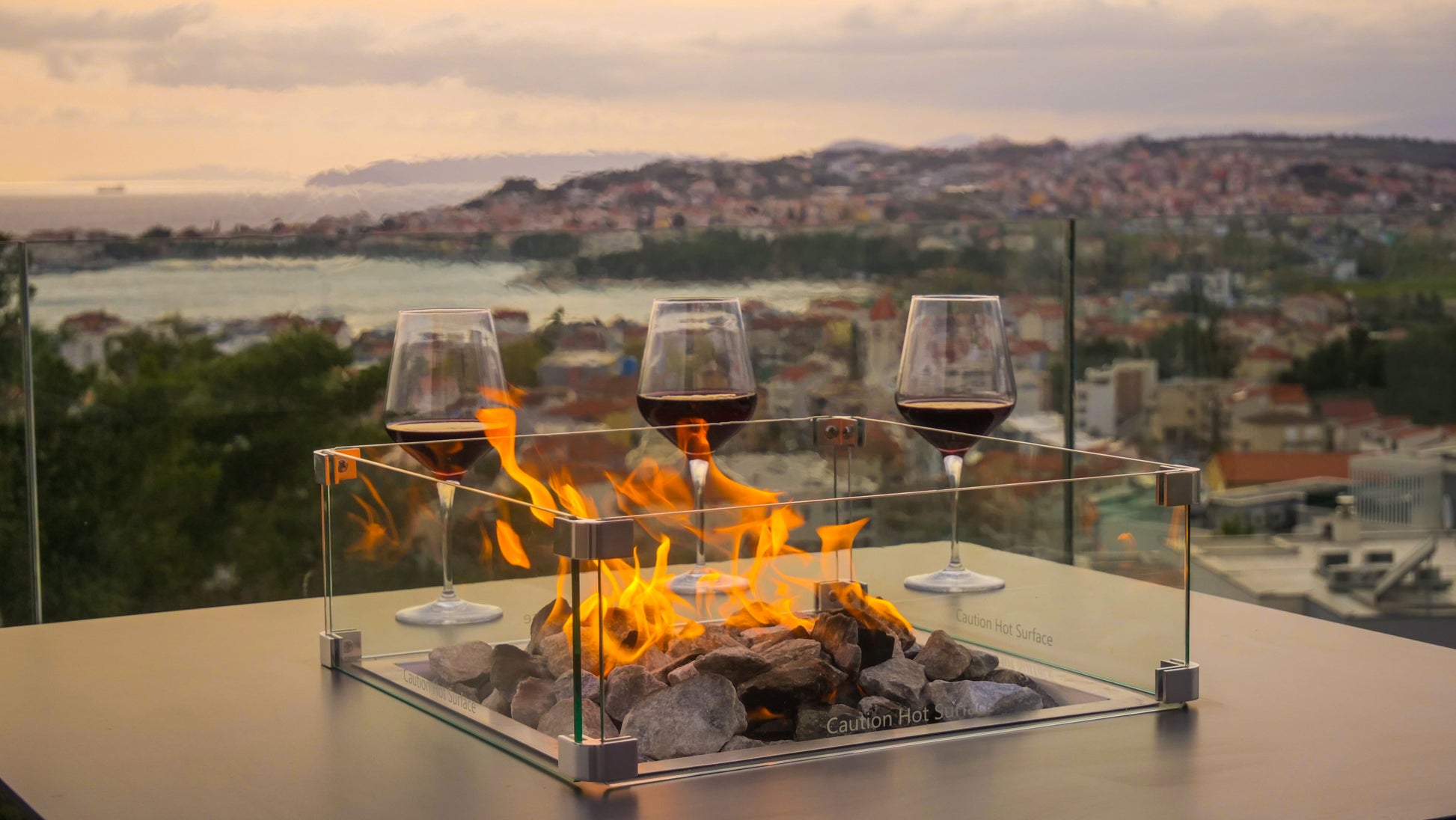 Vuurtafel voor Buiten – Luxe Gashaard Tafel - Slava Low - Chique Buiten Leven - Engasco - Vuurtafel