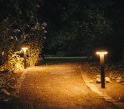 ZOLUNA Solar Spike Light GUUS – Premium Buitenverlichting op Zonne - energie - Chique Buiten Leven - Zoluna Solar prikspot